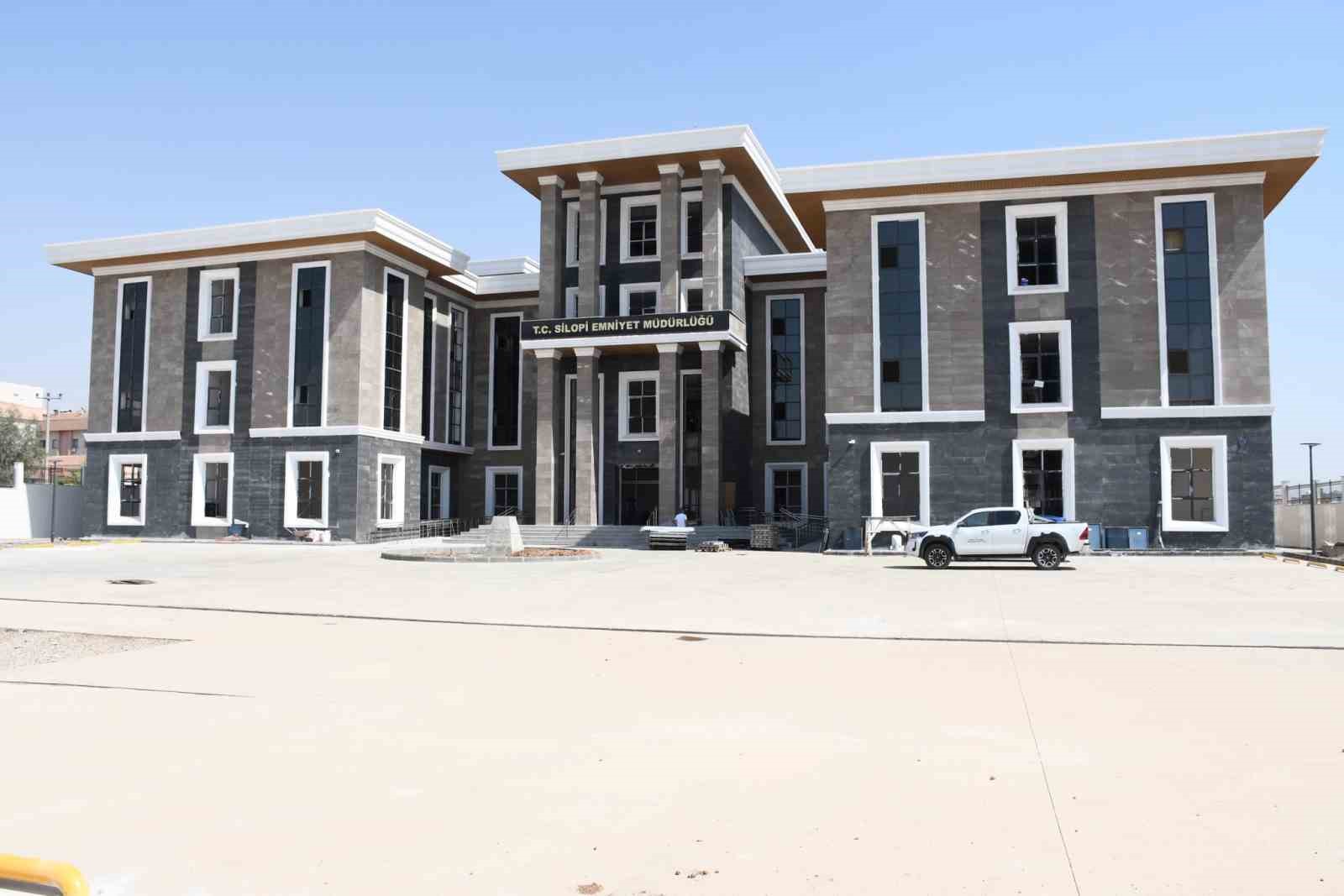 Şırnak Vali Yardımcısı Çiçek, Silopi’de kamu yatırımlarını inceledi