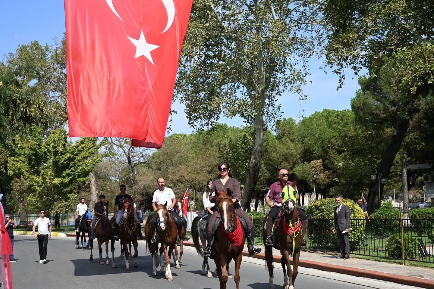 Kurtuluşun 103’üncü yılında Salihli’de coşkulu kutlama