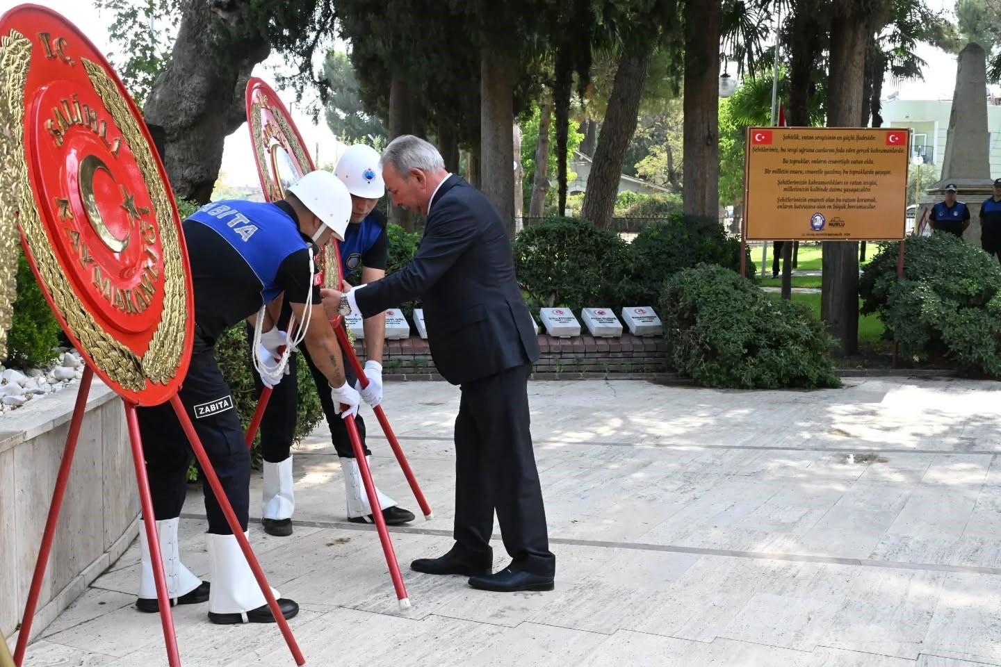 Kurtuluşun 103&rsquo;&uuml;nc&uuml; yılında Salihli&rsquo;de coşkulu kutlama
