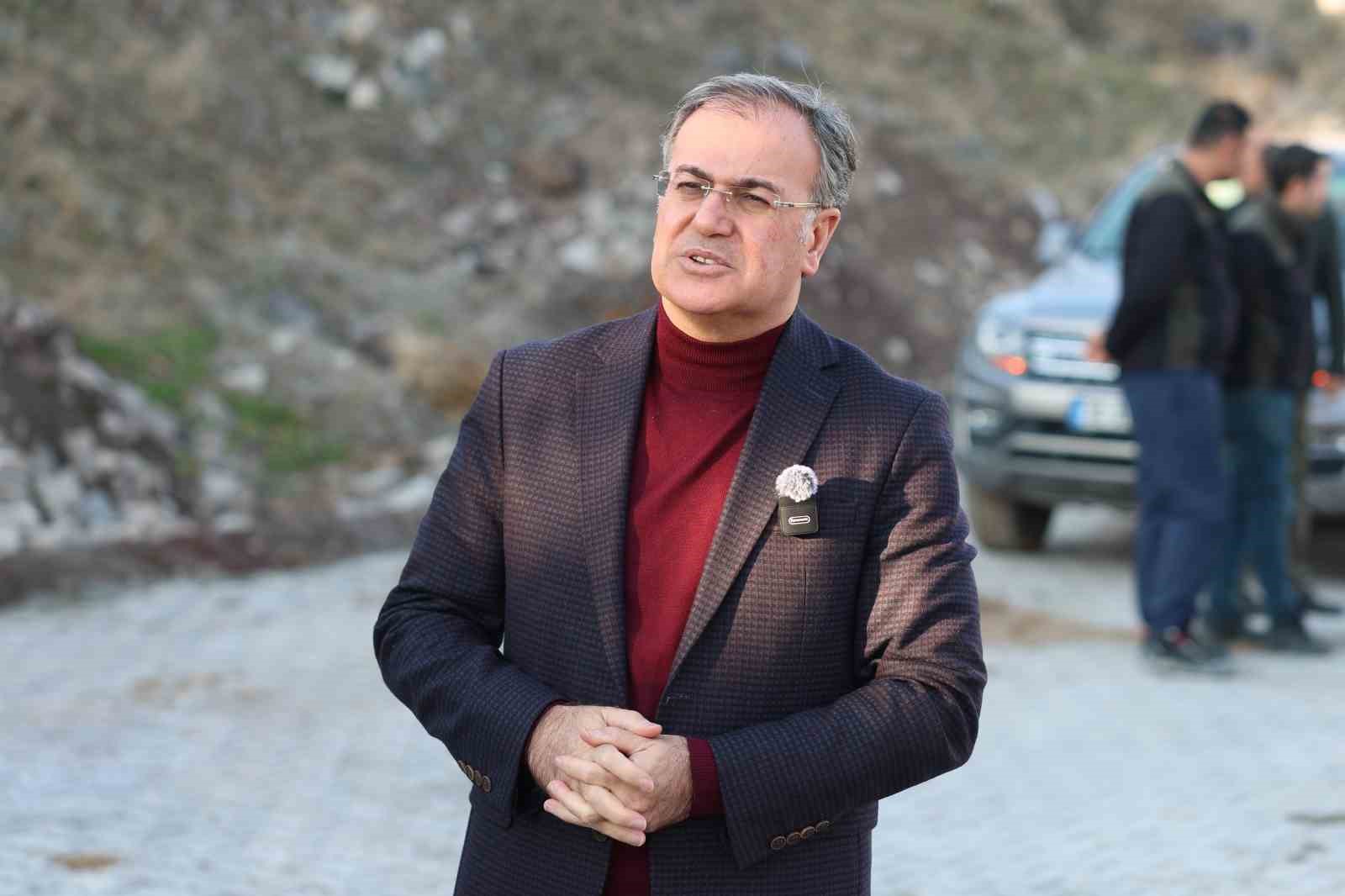 Başkan Özdoğan: "Yeni yollarımız hemşehrilerimizin yaşam kalitesini artıracak"