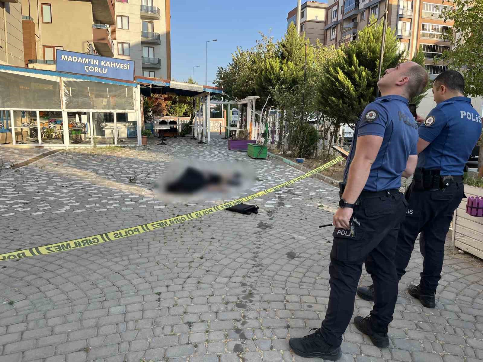 Tekirdağ’da 7. kattan düşen vatandaş hayatını kaybetti