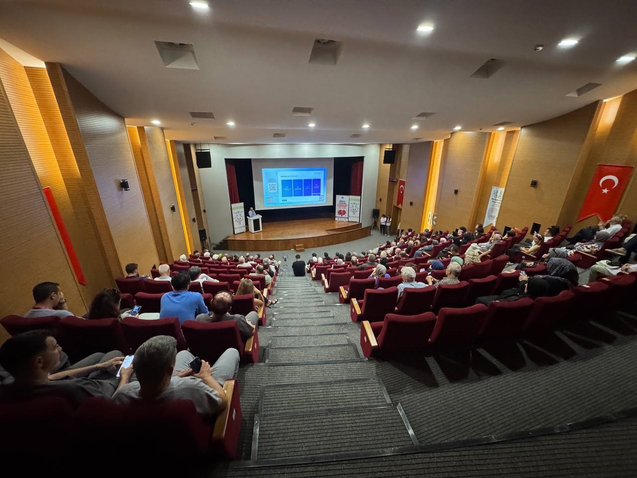 B&ouml;brek sağlığını korumak i&ccedil;in bilgilendirdiler
