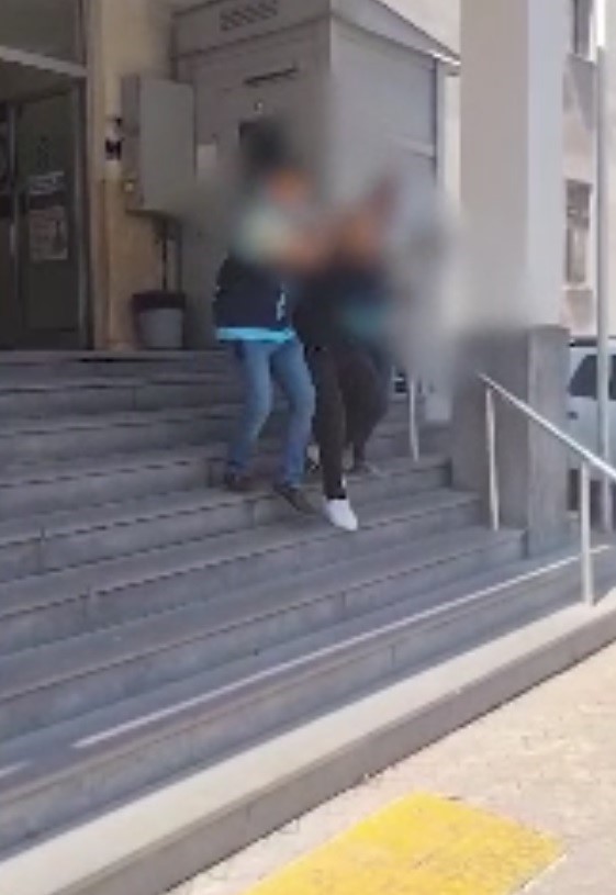 Cami tuvaletinde tartıştığı şahsı bı&ccedil;aklayan ş&uuml;pheli yakalandı
