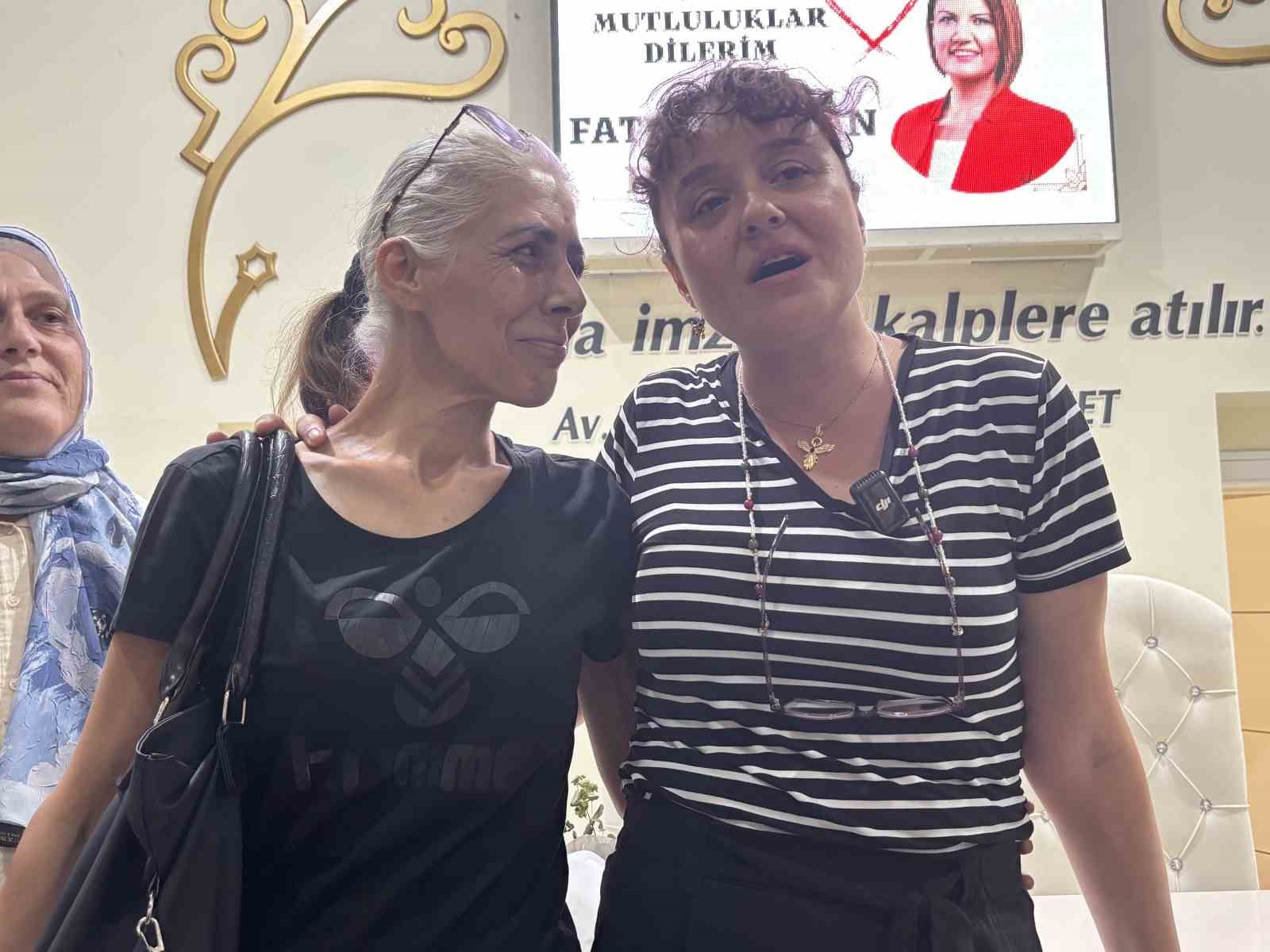 Yasemin Minguzzi, çocuklarını kaybeden ailelerle bir araya geldi