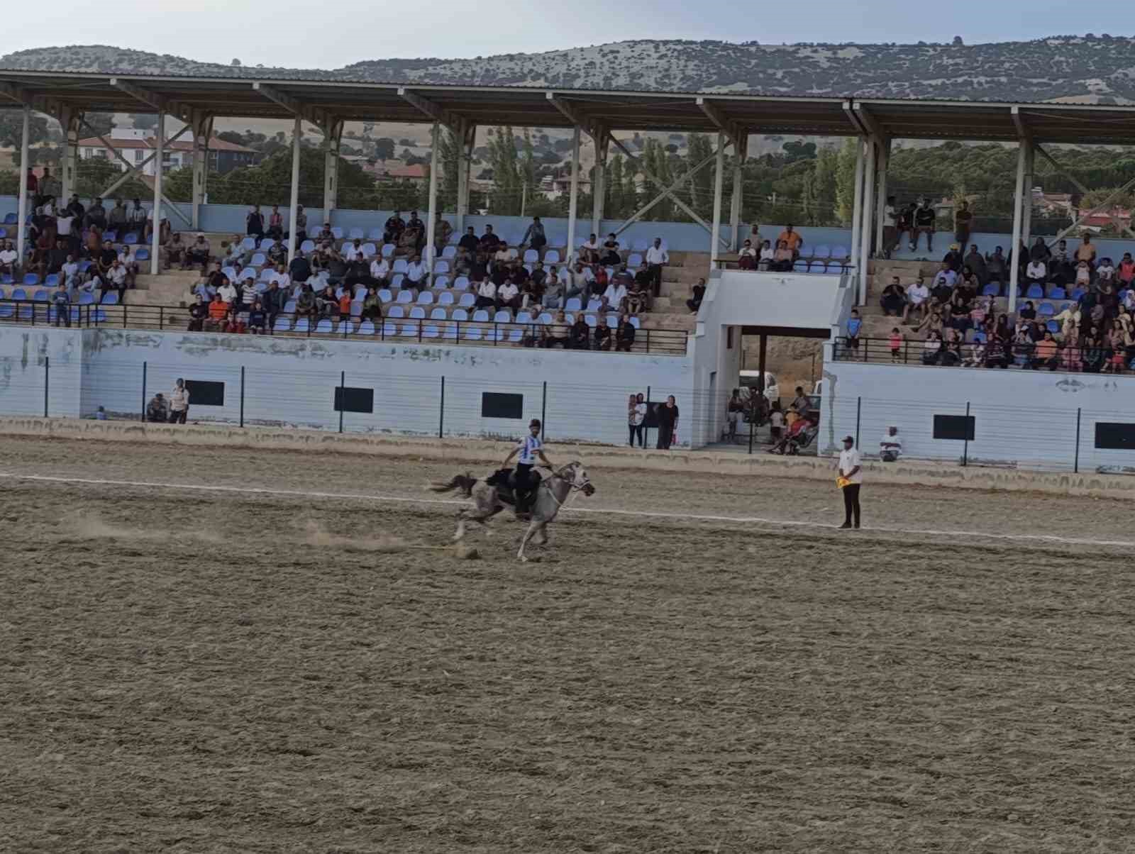 Selendi Beypınar Atlı Cirit Takımı Manisa’yı temsil edecek