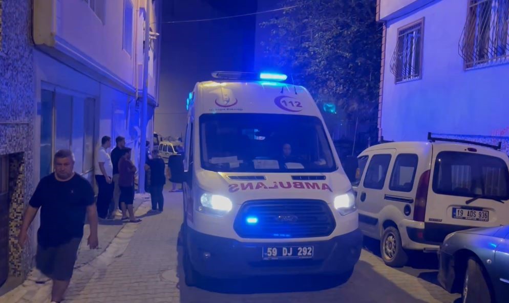 Çorlu’da gece yarısı pompalı dehşet: Kanlar içinde hastaneye kaldırıldı