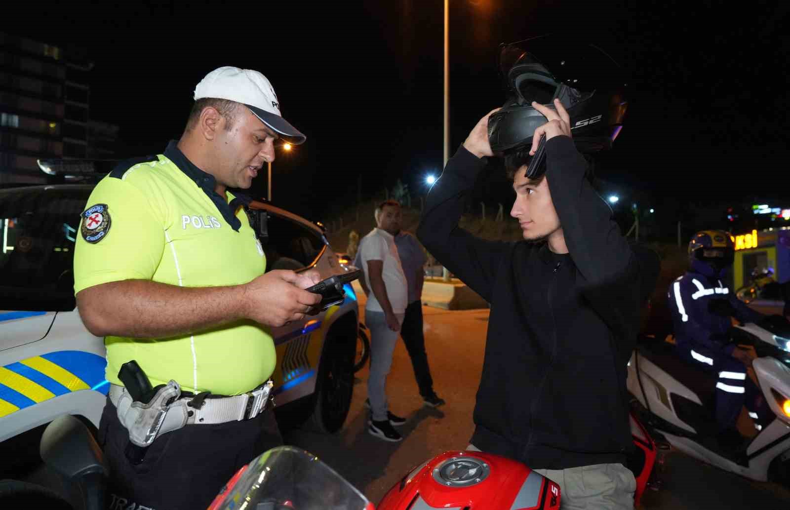 Kırıkkale’de motosiklet denetimleri kask kullanımını artırdı