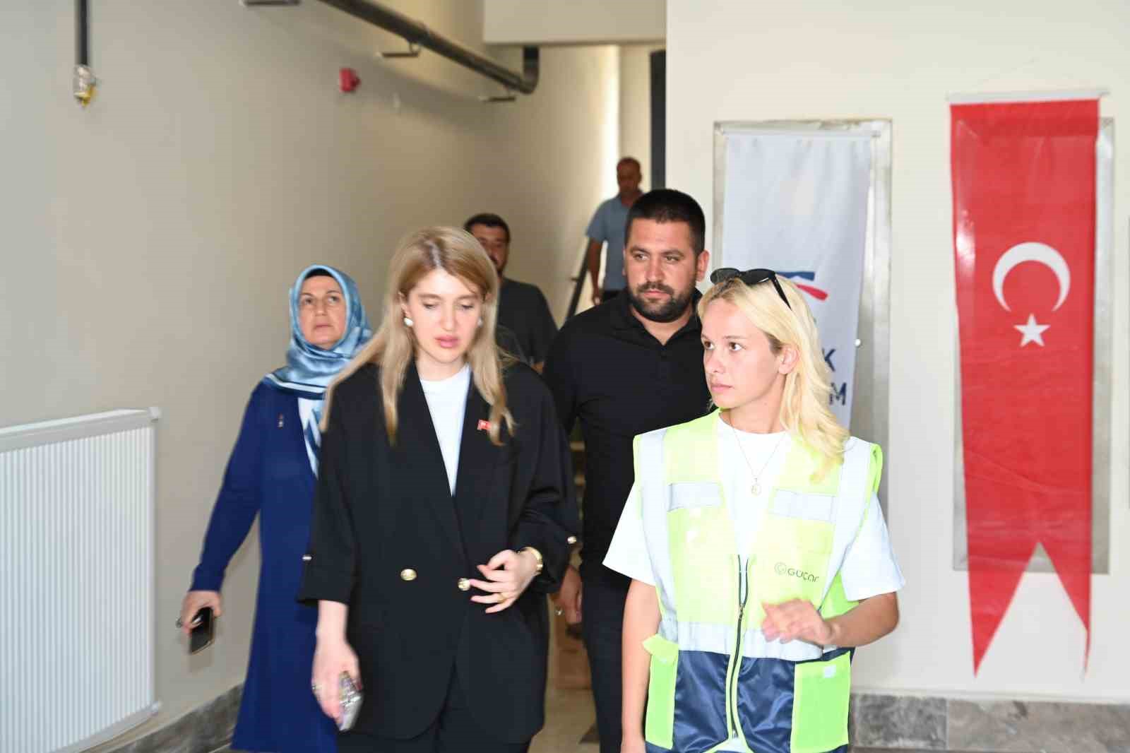 Malatya&rsquo;da depremzedelere yeni yuvaları teslim ediliyor
