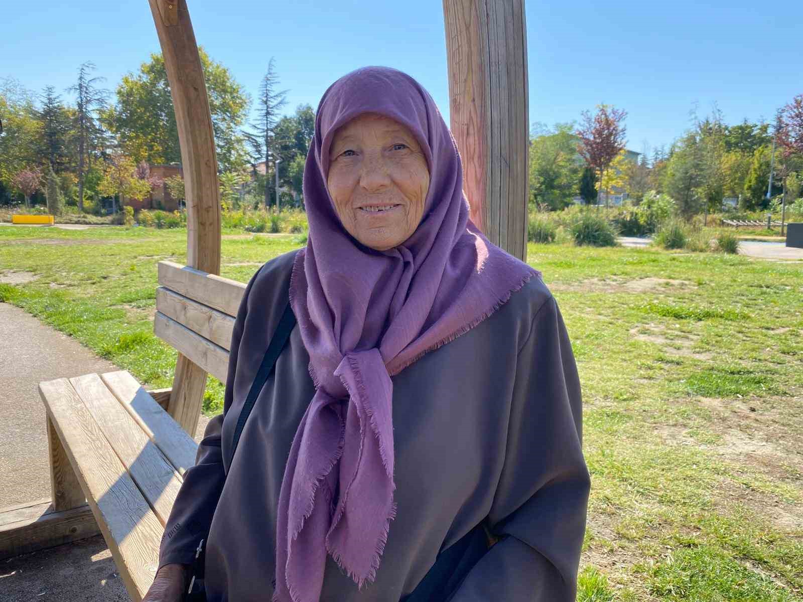 Bakımsız kalan, her ge&ccedil;en g&uuml;n yıpranan Millet Bah&ccedil;esi adeta &ccedil;&uuml;r&uuml;meye terk edildi
