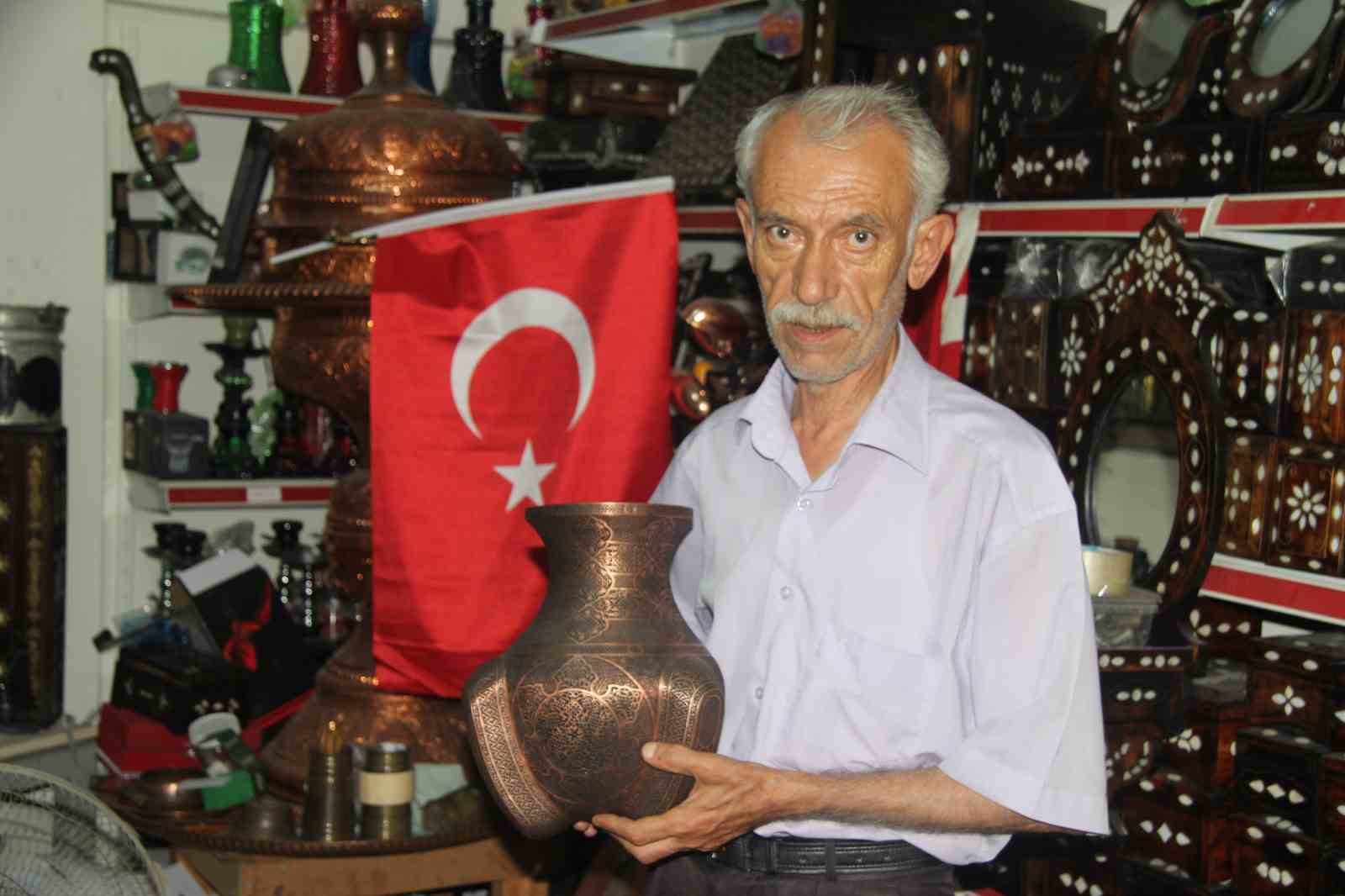 Bakırcı kardeşler mesleği öğrenmek isteyen çırakları bekliyor