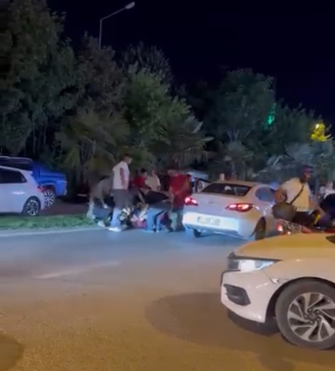 Bursa’da yol verme tartışması kavgaya dönüştü: O anlar kamerada