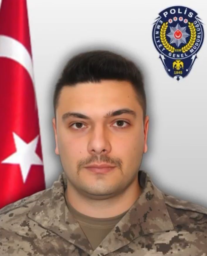 Silah kazası sonucu şehit olan Özel Harekat polisi memleketine uğurlandı
