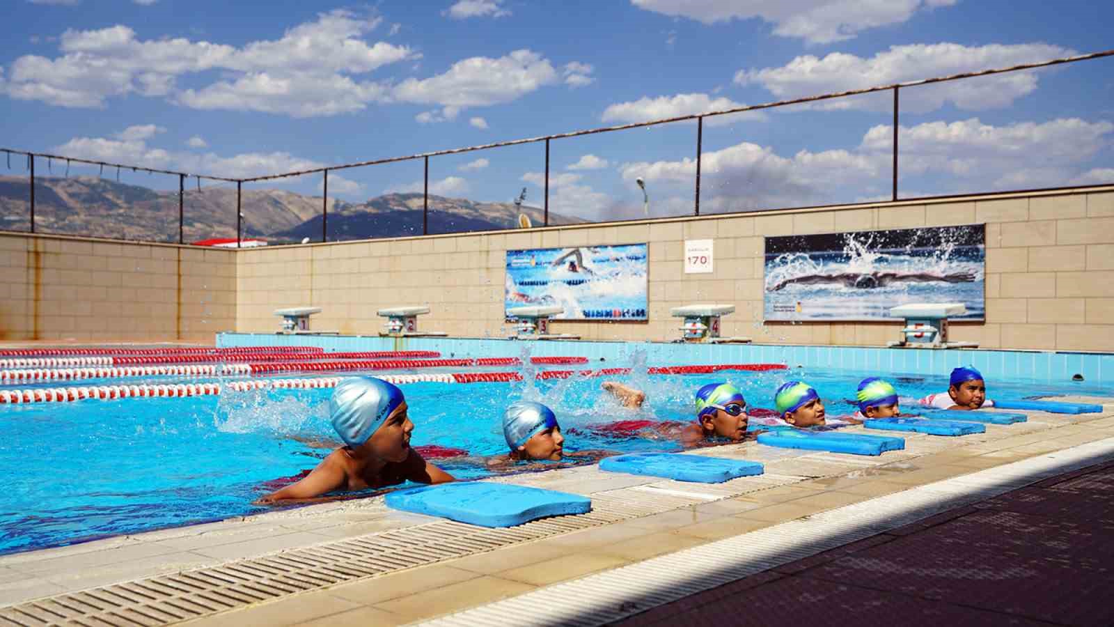 Kahramanmaraş’ta çocuklar sporla büyüyor