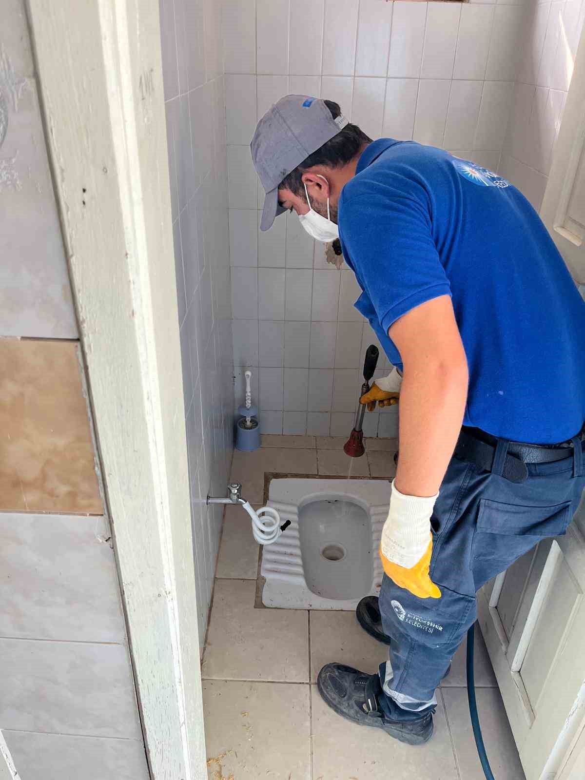 B&uuml;y&uuml;kşehir ekipleri okulları yeni eğitim d&ouml;nemine hazırlıyor
