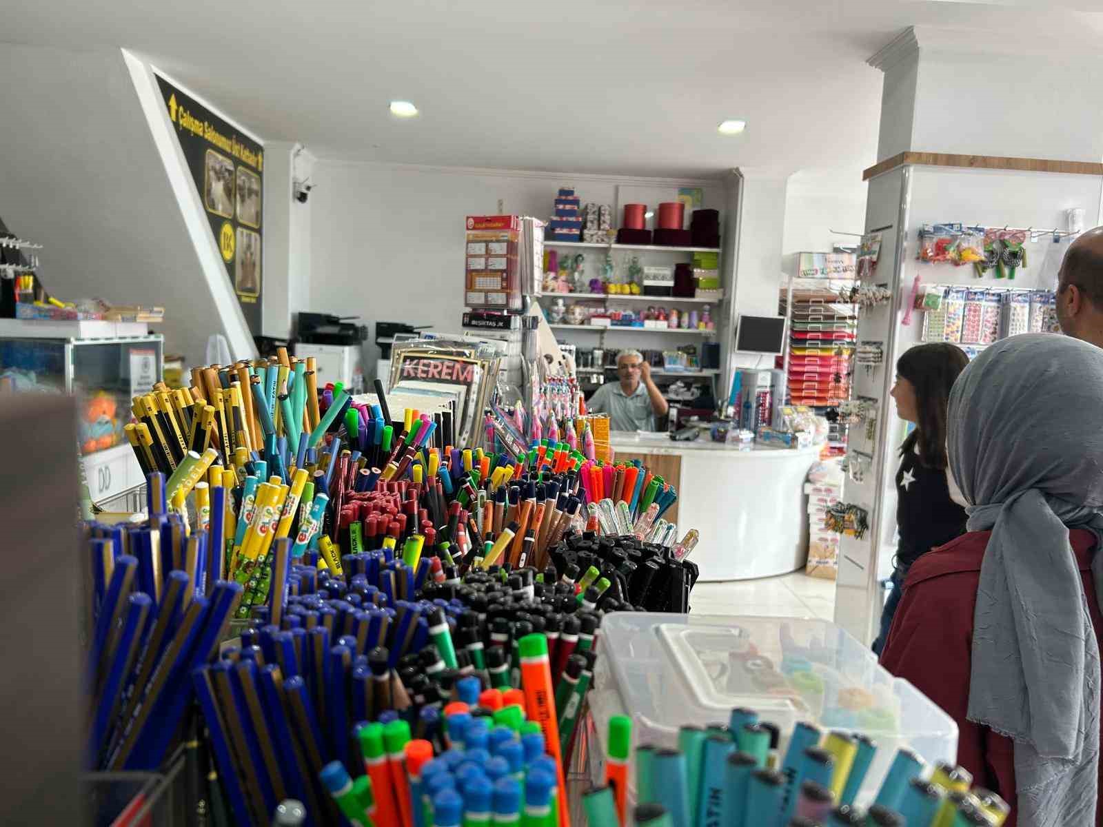 Bing&ouml;l&rsquo;de okul &ouml;ncesi kırtasiye yoğunluğu
