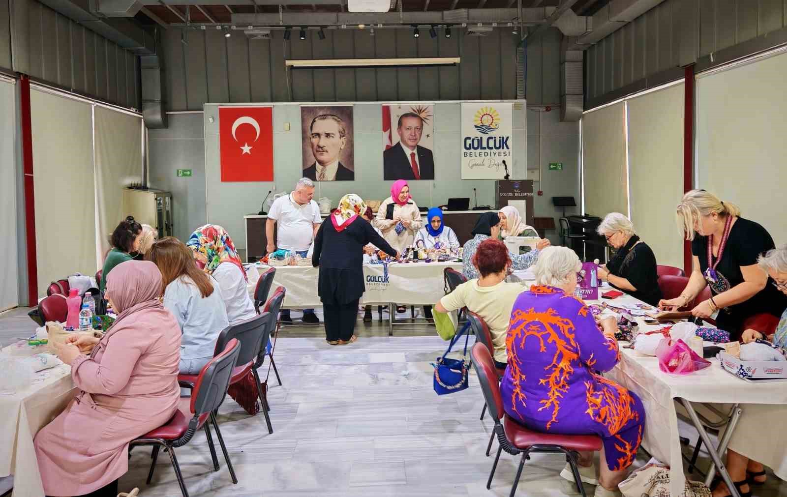 Gölcük’te sanatseverlere özel atölye