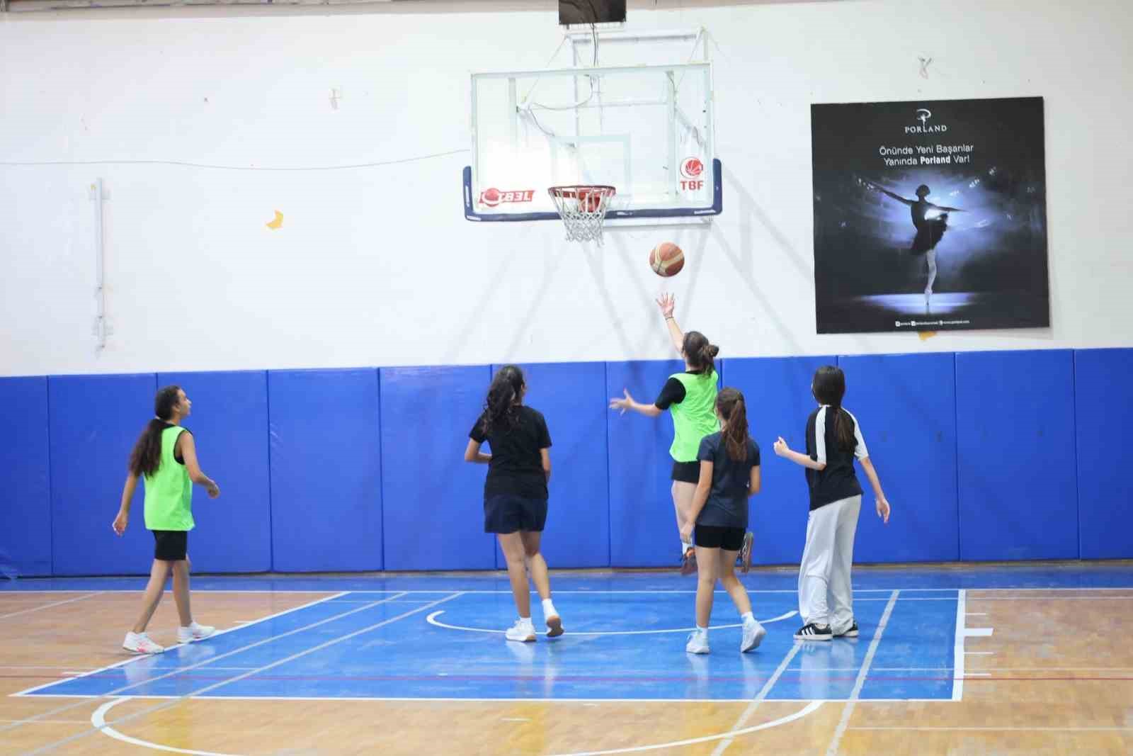 Bilecik&rsquo;te basketbol coşkusu
