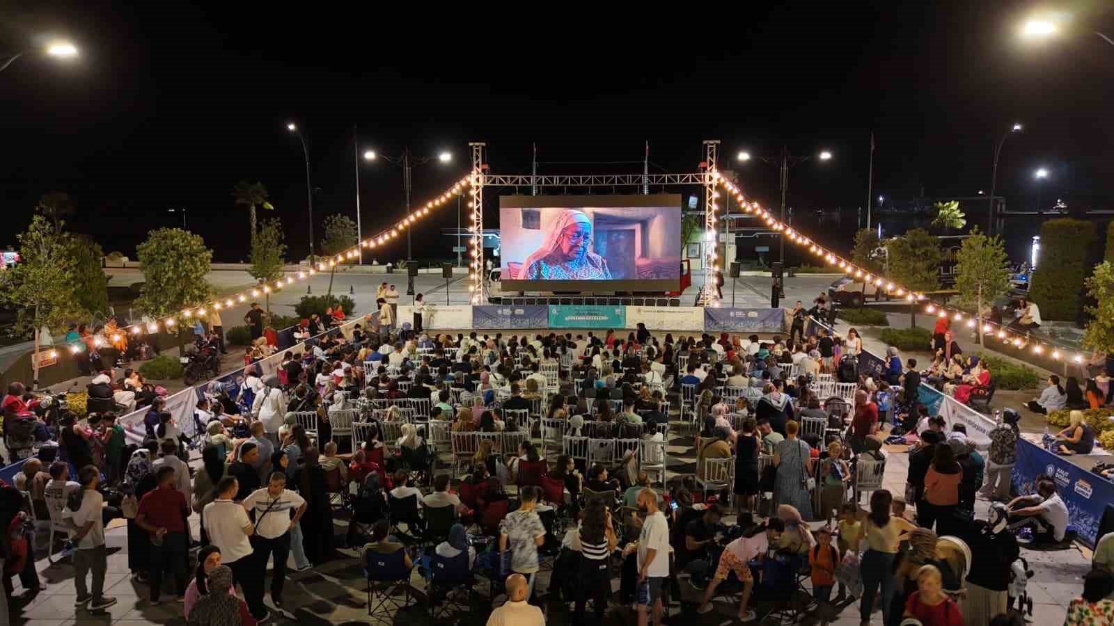 Başkan Doğan: "Hemşehrilerimize nostalji dolu yaz akşamları yaşattık"
