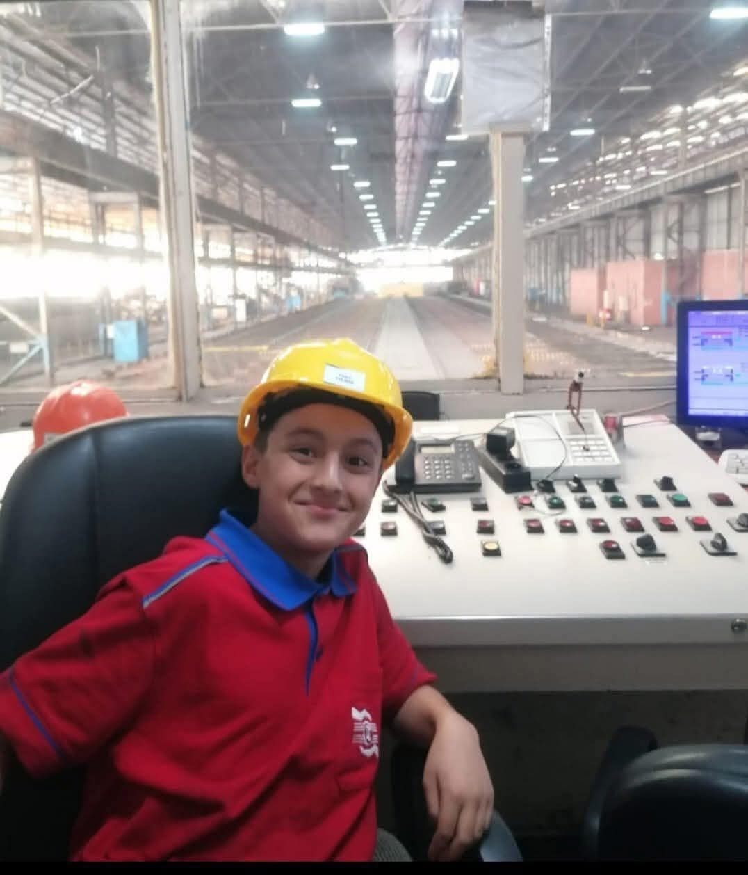 KARDEMİR&rsquo;deki iş kazasında yaşamını yitiren Yağız&rsquo;ı y&uuml;zlerce kişi uğurladı
