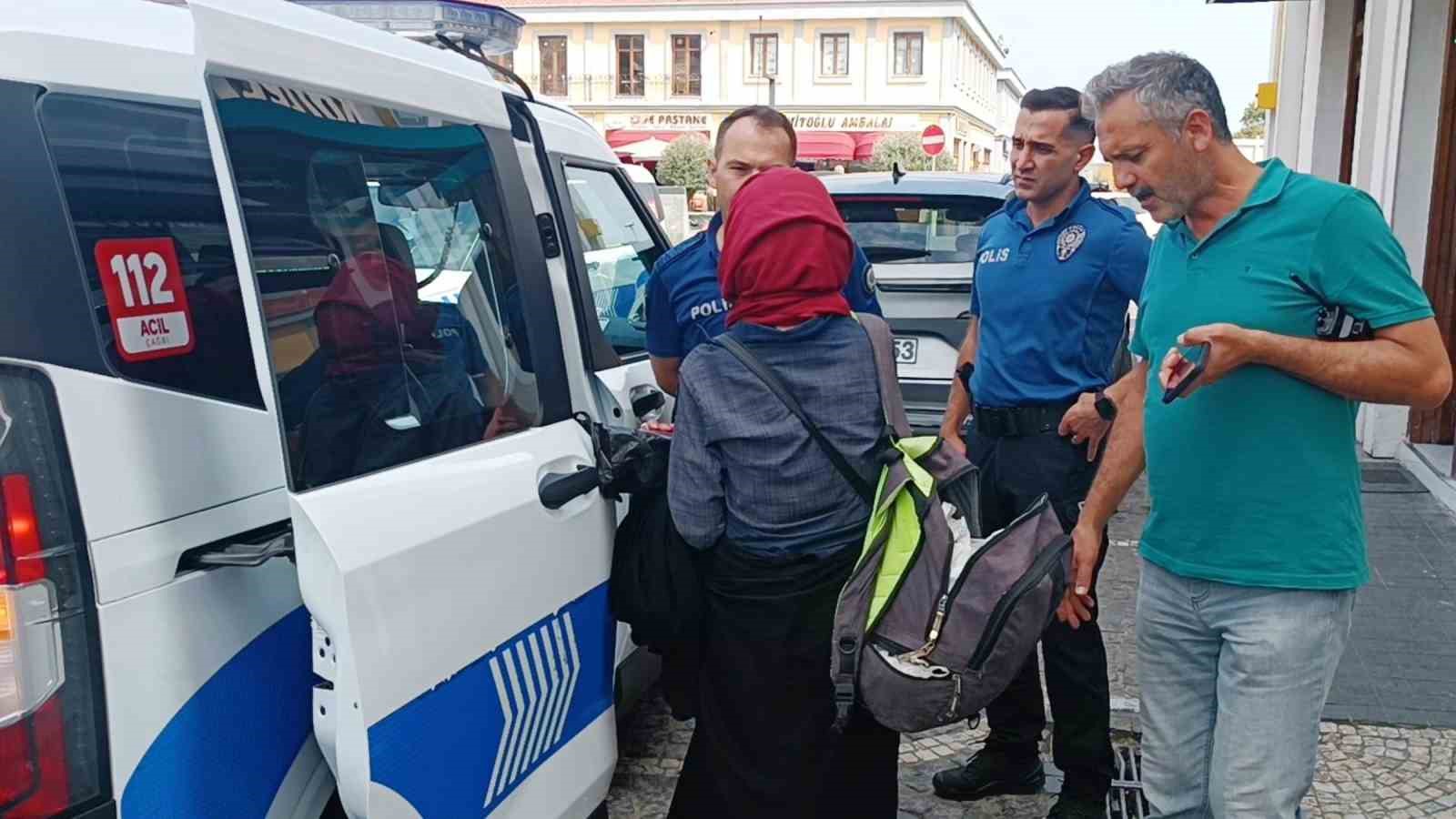 Bankta bırakılan çanta polisi alarma geçirdi