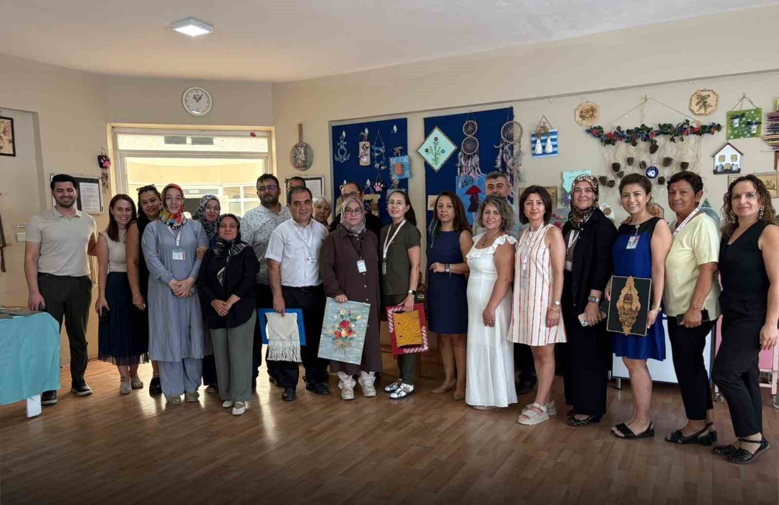 Toplum Ruh Sağlığı Merkezi&rsquo;nden farkındalık sergisi
