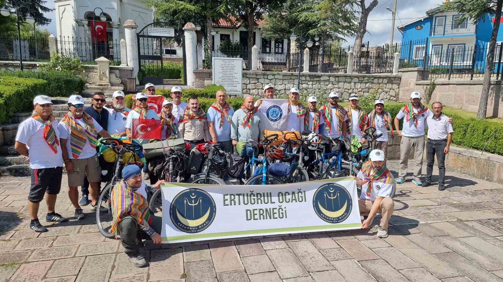 Domaniç Hayme Ana Türbesi’nden Söğüt Ertuğrul Gazi Türbesine bisikletlerle gidecekler