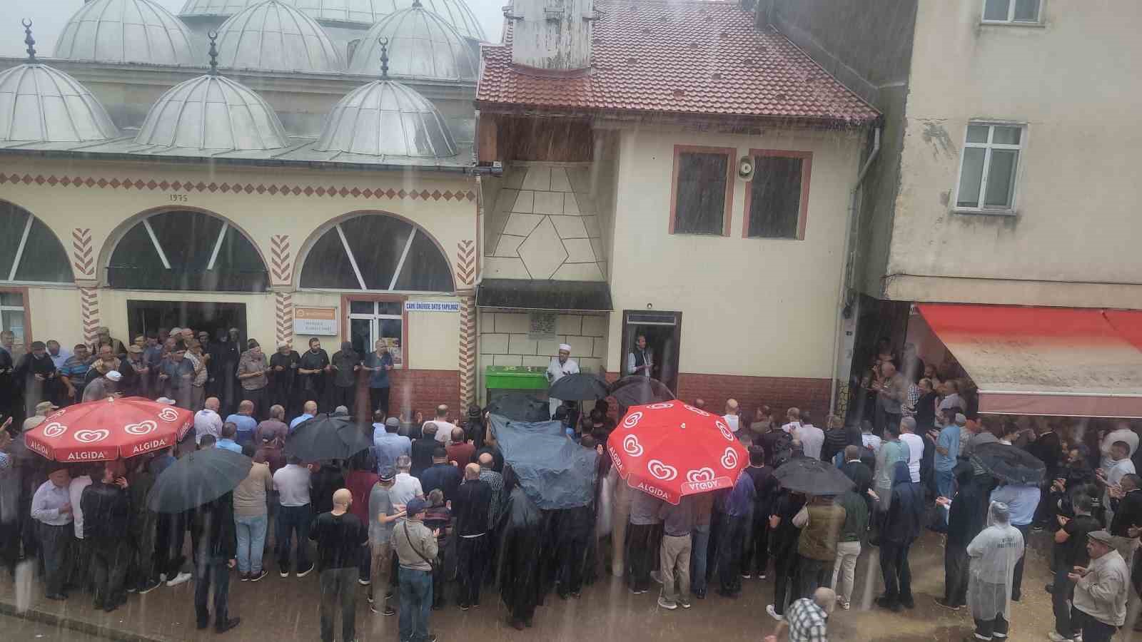 Karabük’teki kazada yaşamını yitiren sürücü toprağa verildi