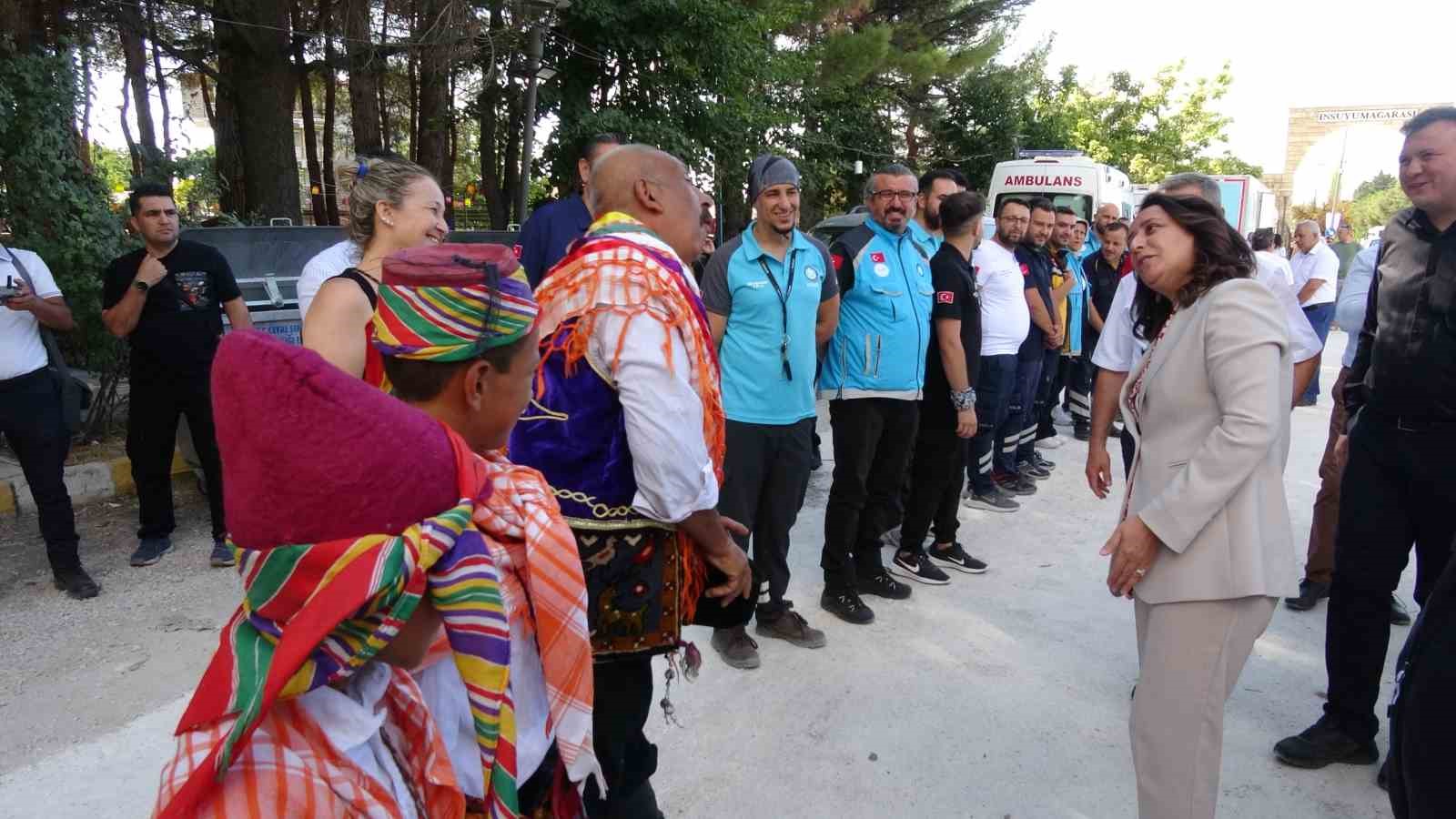 İnsuyu Mağarası 47 yıl sonra K&uuml;lt&uuml;r ve Sanat Festivali&rsquo;ne ev sahipliği yaptı
