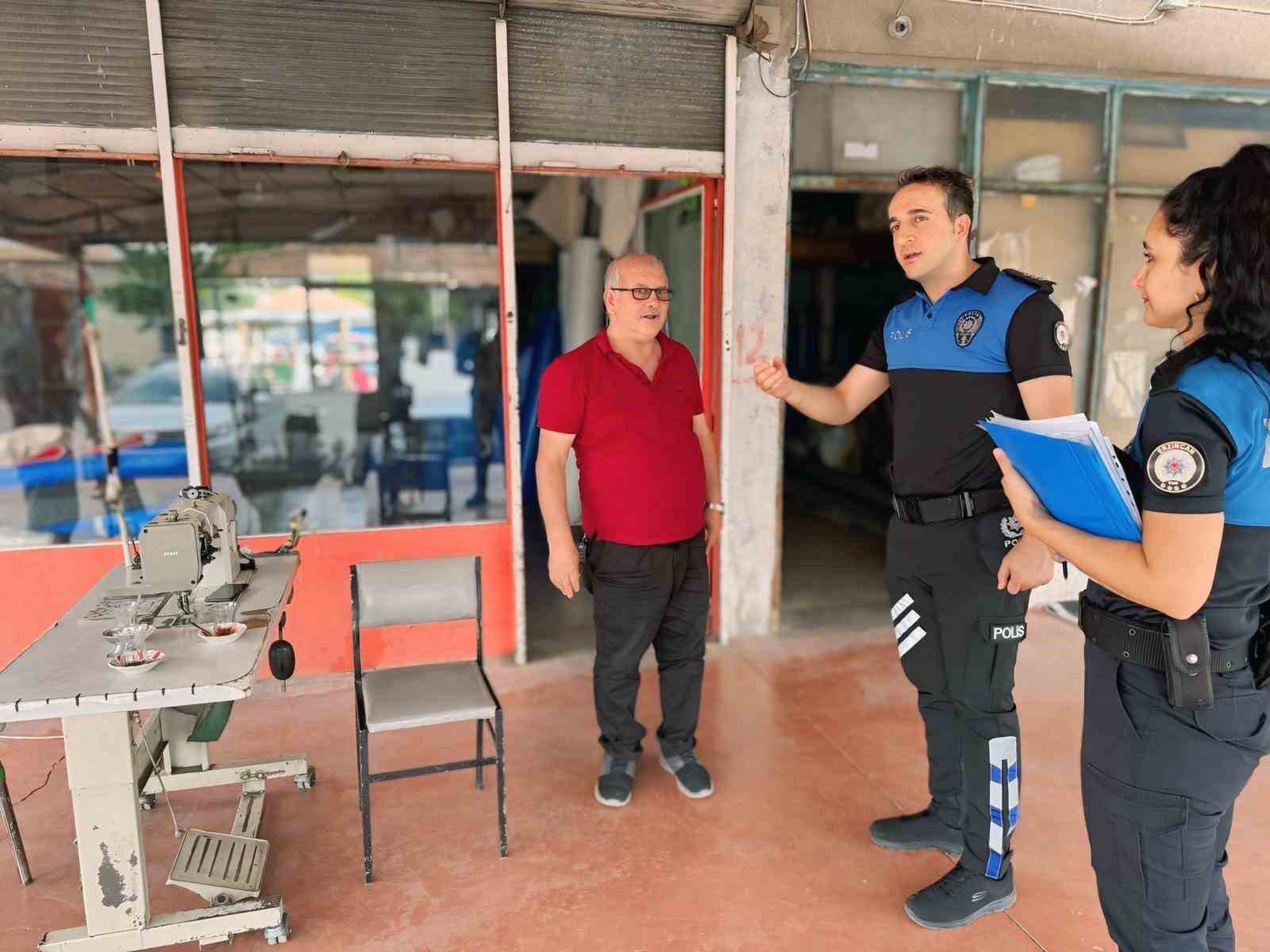 Erzincan polisinden esnafa güvenlik bilgilendirmesi
