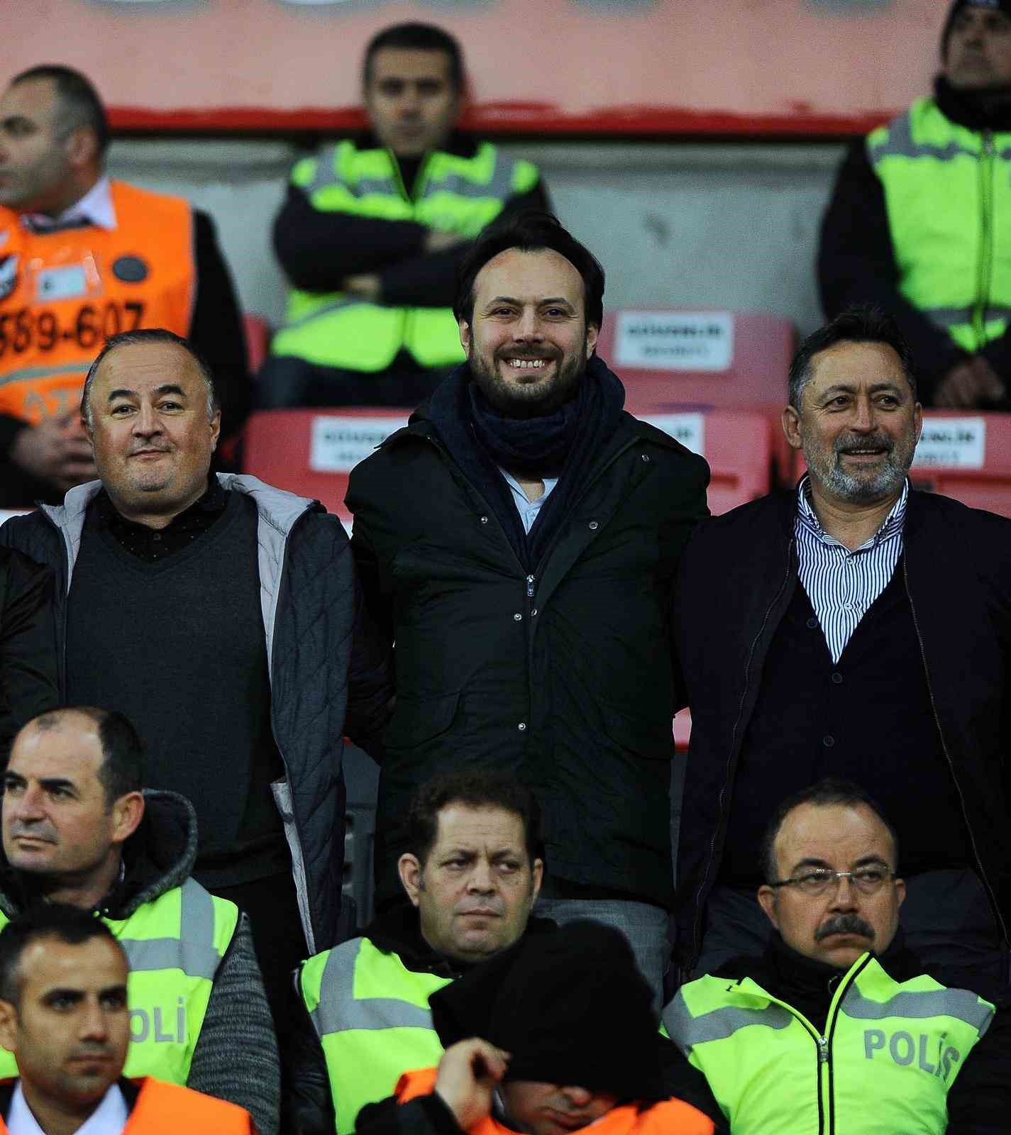 Tolgahan Tuğlu: "Engin Fırat’a Azerbaycan’dan ilgi yoğun, resmi teklif gelirse masaya koyarız"