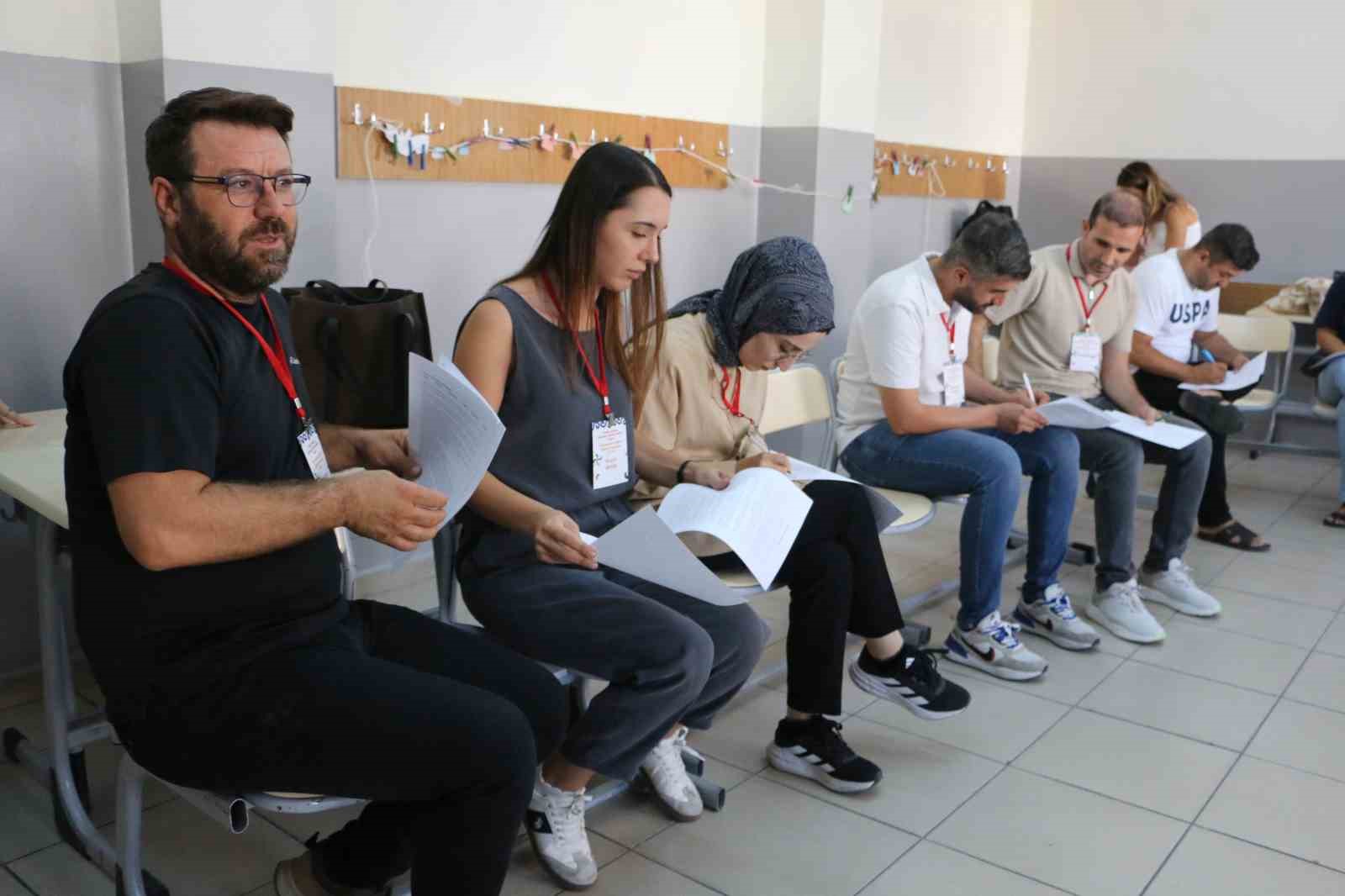 Diyarbakır ve Şanlıurfa’da kırsal bölgelerdeki öğretmenlere mesleki eğitim atağı