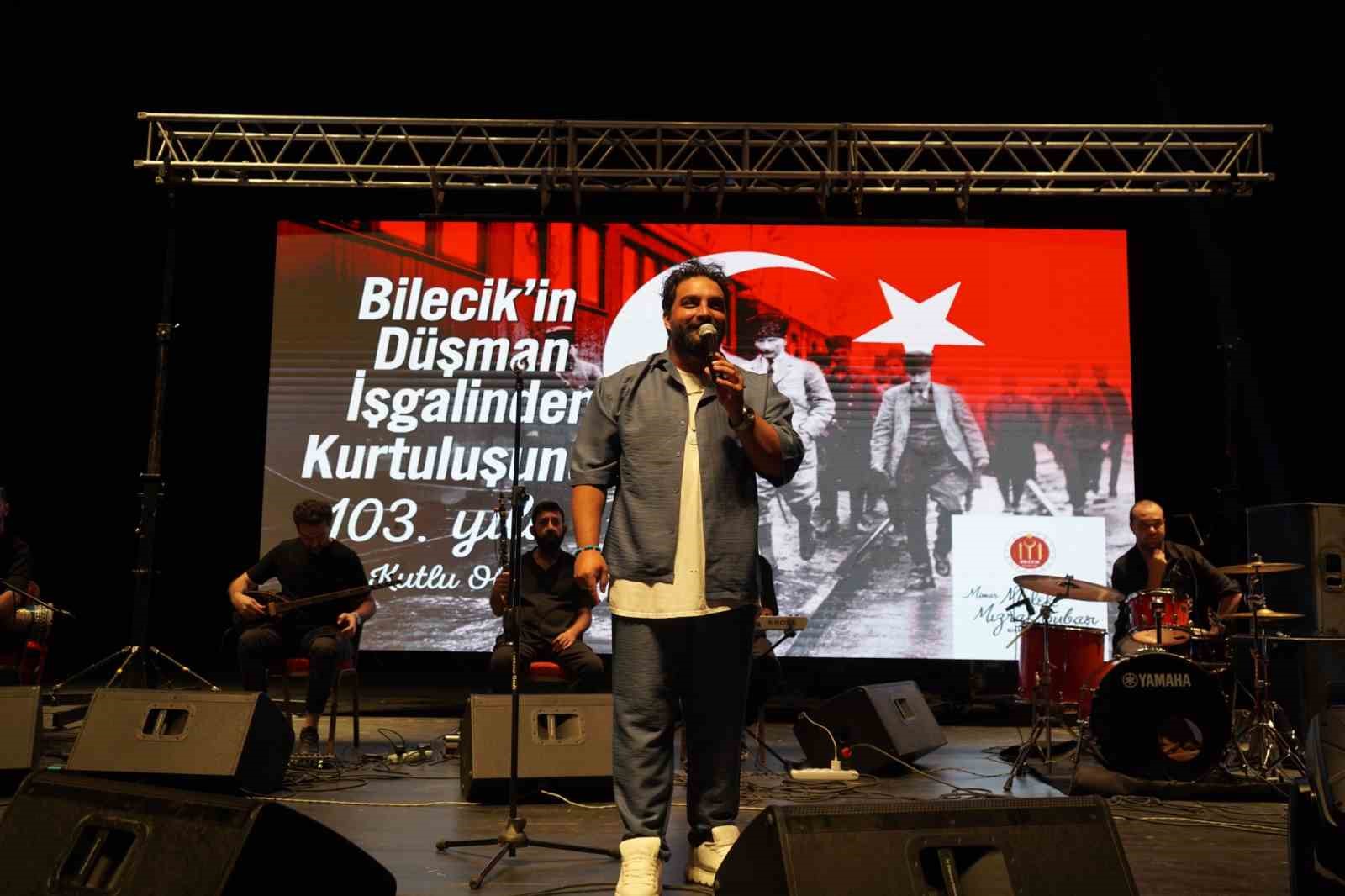 Sunay Akın Bilecik&rsquo;te zafer ve kurtuluşu anlattı
