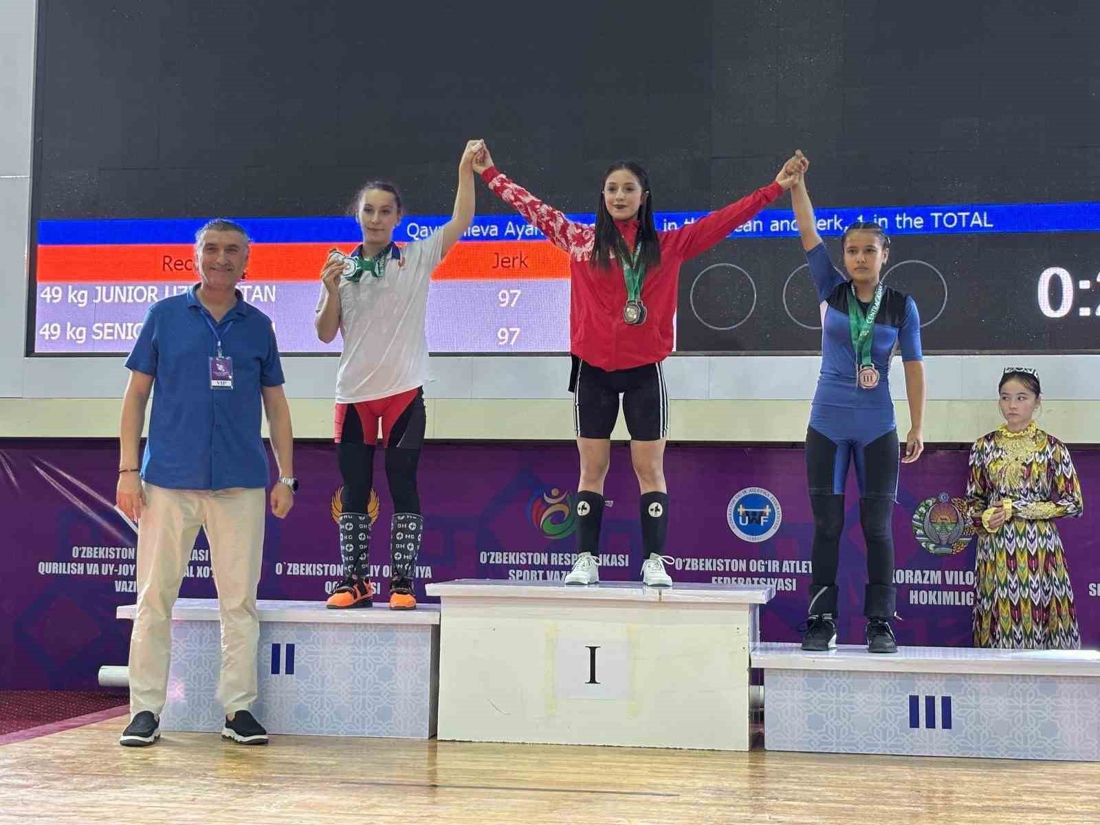 D&uuml;zceli milli halterci Şevval İnce, Asya şampiyonu oldu
