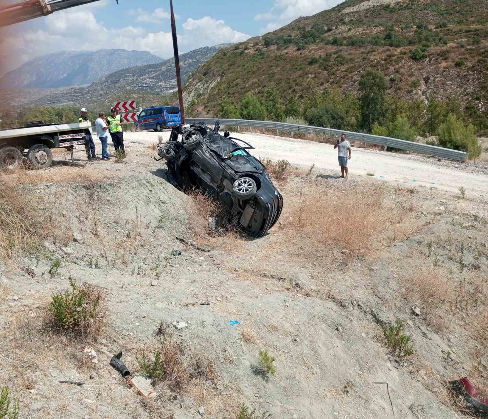 Konya-Antalya yolunda feci kaza: 1 ölü, 1 yaralı