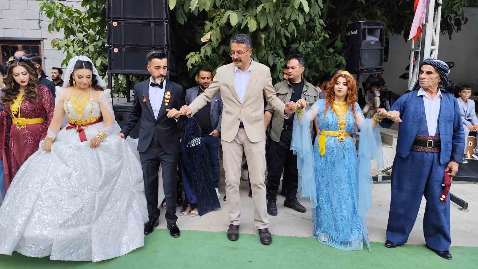 Vali Çelik, Şehit ailesinin düğün törenine katıldı