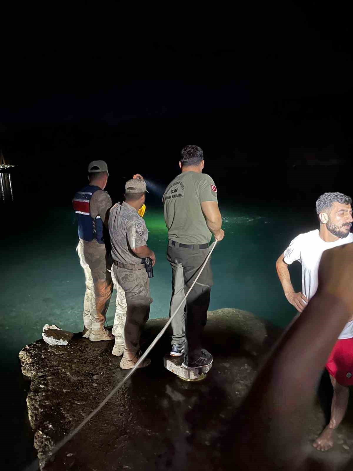 Siverek’te Fırat Nehri’ne giren 16 yaşındaki çocuk boğuldu