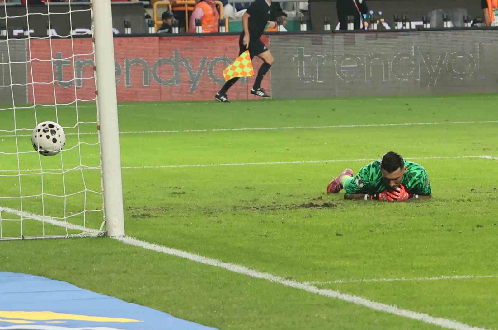 2026 D&uuml;nya Kupası Avrupa Elemeleri: T&uuml;rkiye: 0 - İspanya: 3 (İlk yarı)
