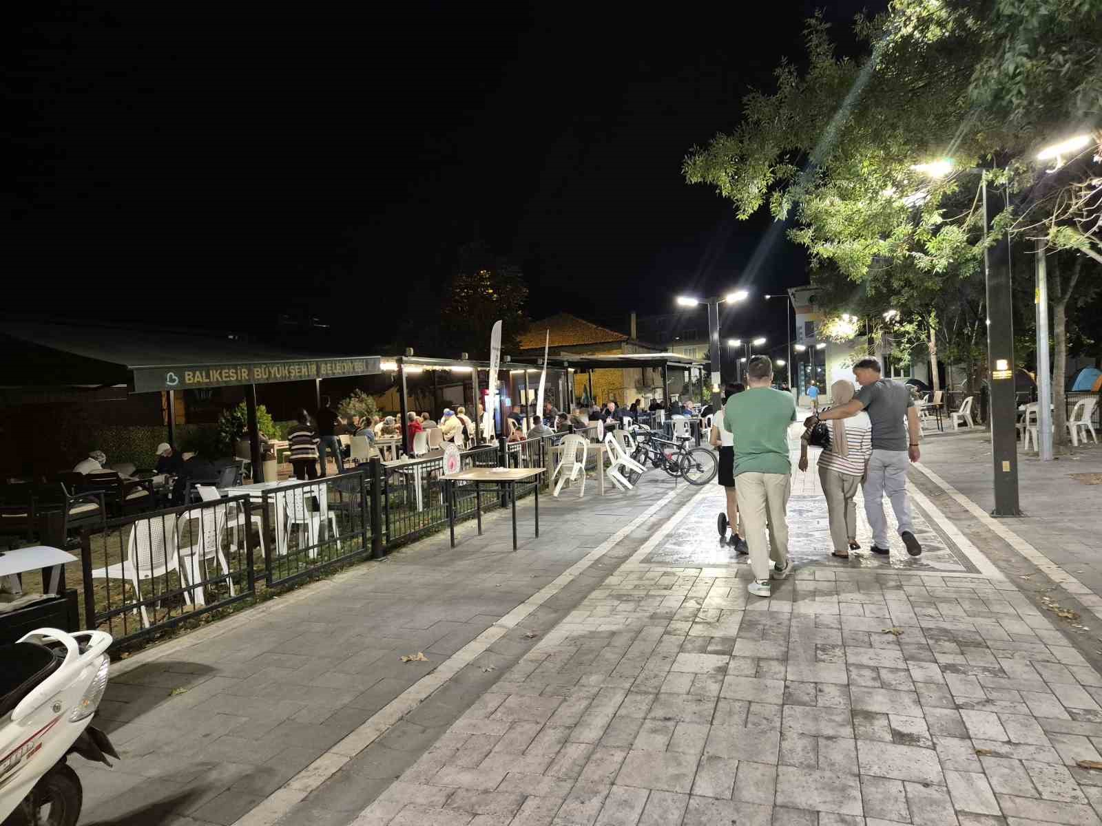 Sındırgı’da depremler sürüyor