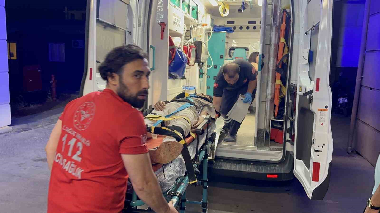 İki motosikletin çarpıştığı kazada 4 kişi yaralandı