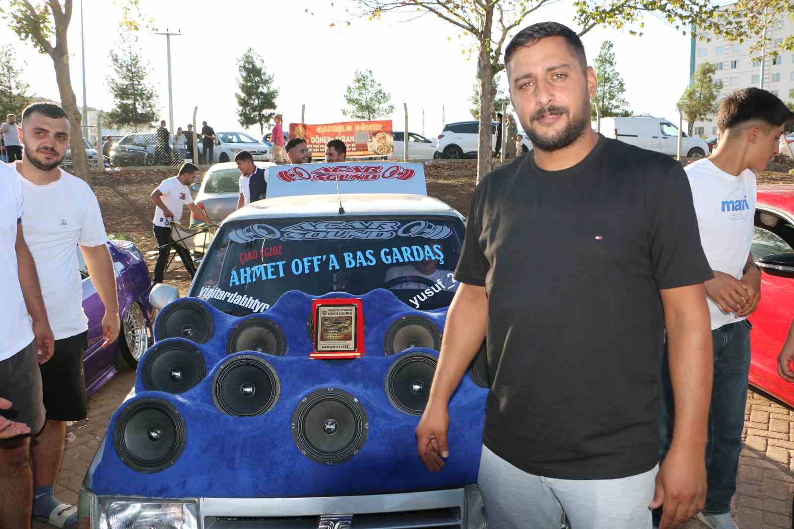 Ses sistemi ve egzoz sesi ile kendilerinden geçtiler