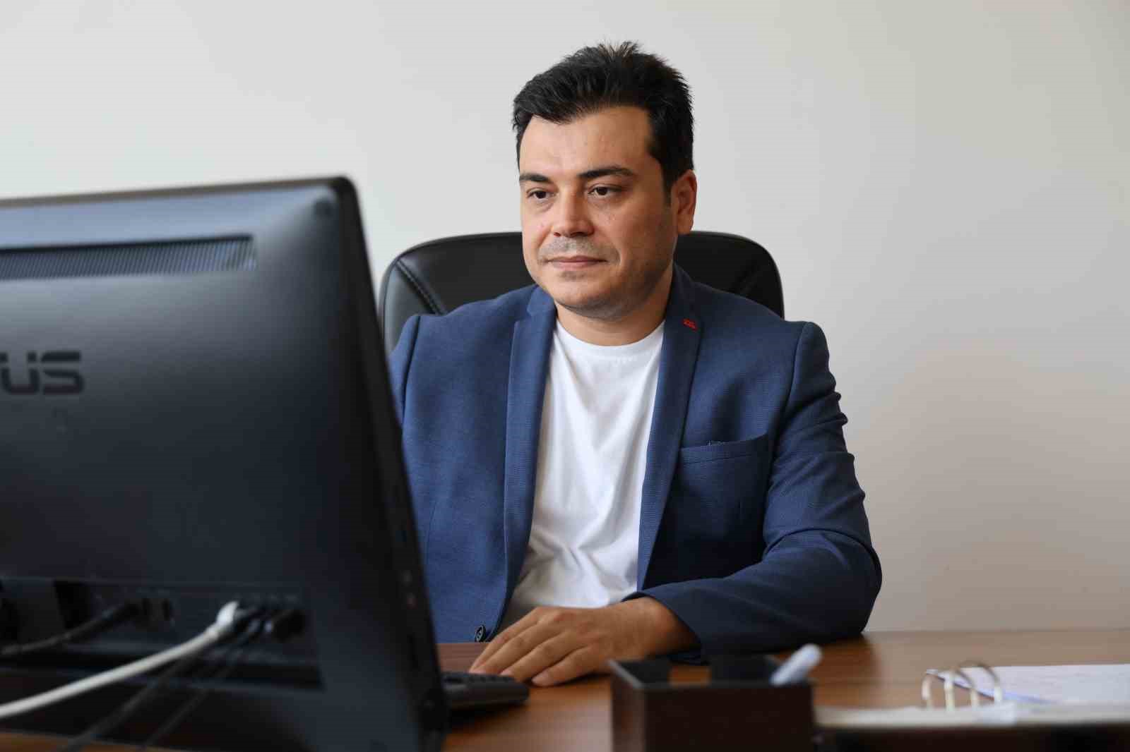 Prof. Dr. Mira&ccedil; Burak: "Sosyal medya &ccedil;ocuk yaşta işlenen su&ccedil;ları arttırıyor"
