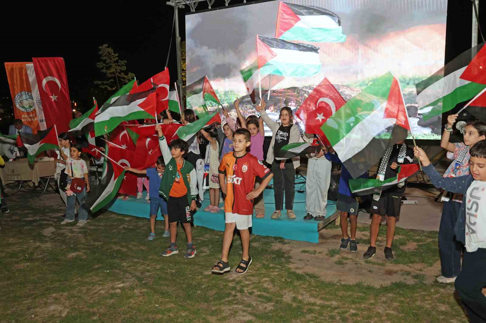 Talas’ta vicdanlar Gazze için buluştu