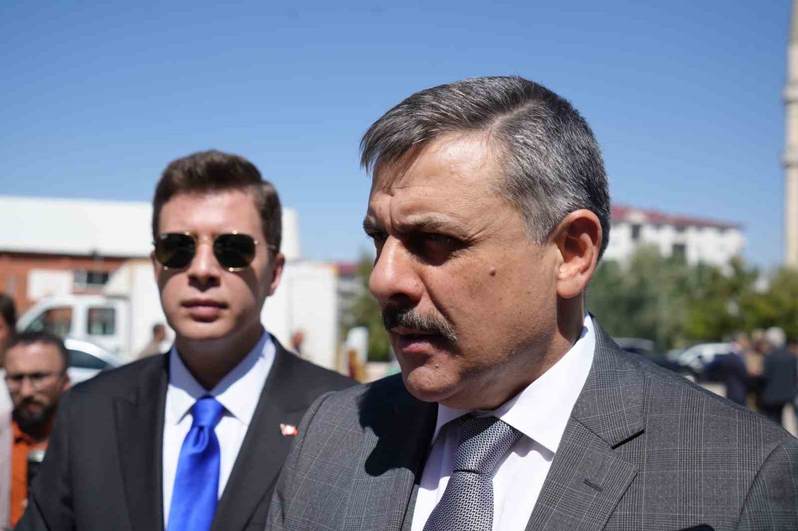 Erzurum Valisi Çiftçi’den göçük açıklaması: "2 çocuk hayatını kaybetti, annenin durumu ağır"