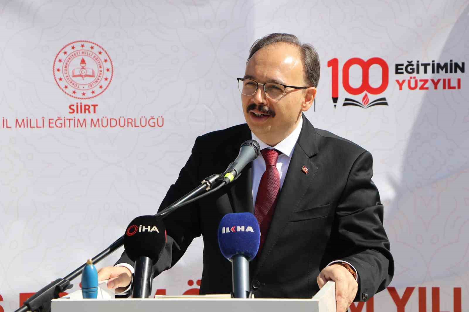 Siirt’te yeni eğitim öğretim yılı coşkuyla başladı