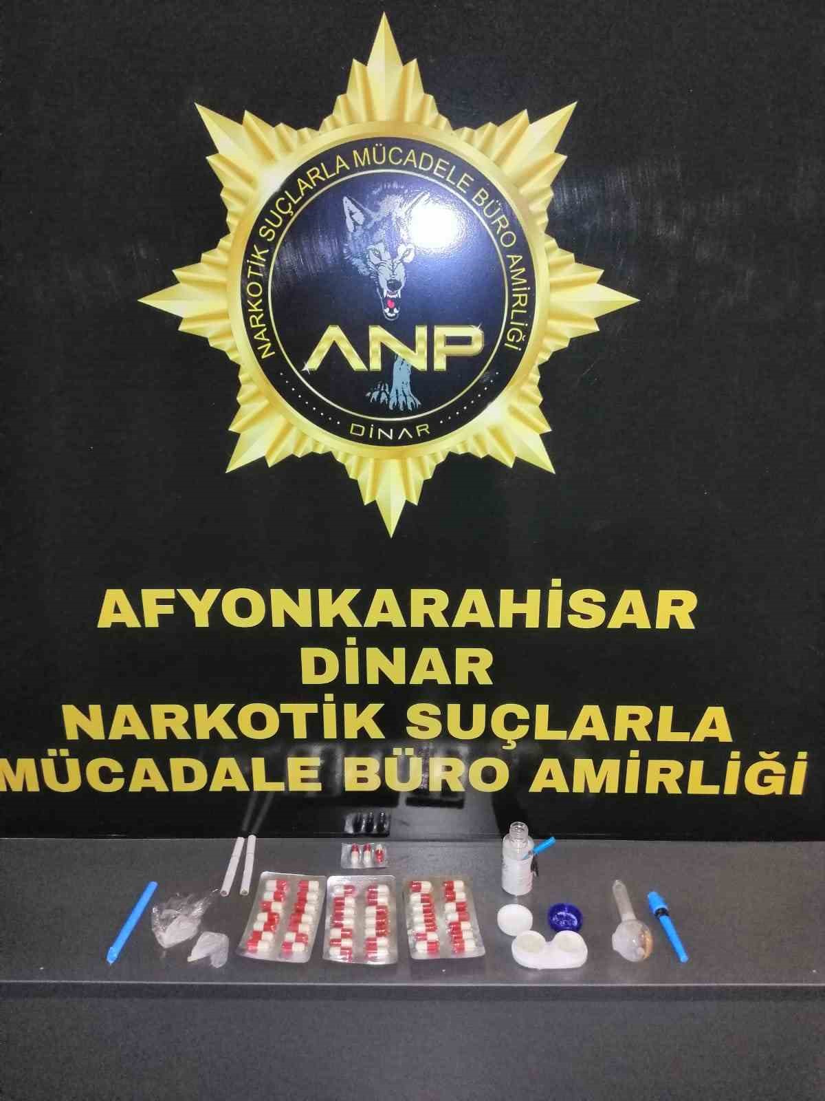 Uyuşturucu operasyonunda 5 kişi g&ouml;zaltına alındı
