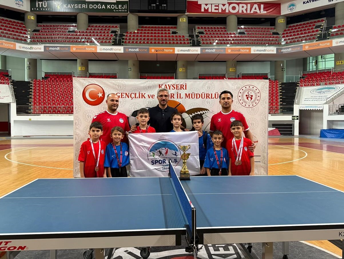 Spor A.Ş.&rsquo;den Minikler B&ouml;lge Takım ve Ferdi Yarışmaları&rsquo;nda b&uuml;y&uuml;k başarı
