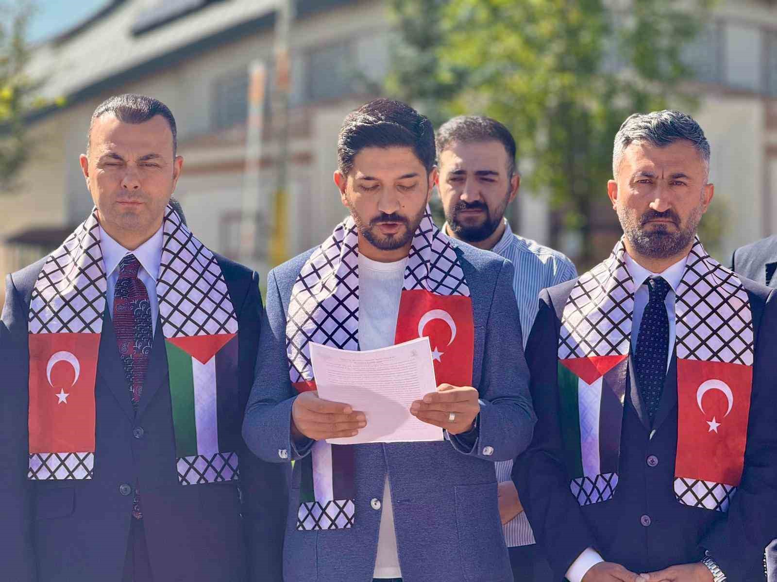 Ağrı’da "Boş Sıralar" etkinliğiyle Gazze’deki çocuklara dikkat çekildi