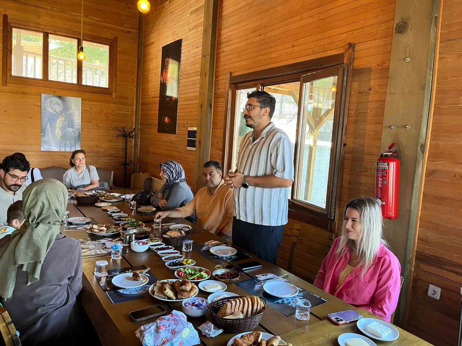 İnşaat M&uuml;hendisleri Ddası Gediz&rsquo;de meslektaşlarıyla buluştu
