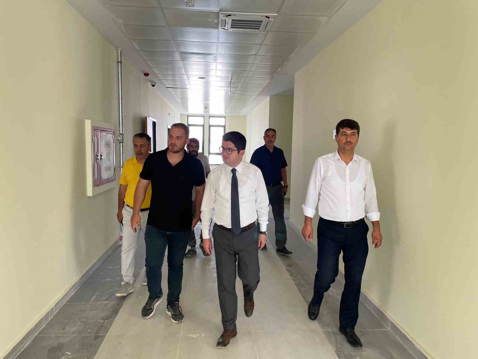 Arpaderesi Mahallesi&rsquo;nde 16 derslikli okul inşa edildi
