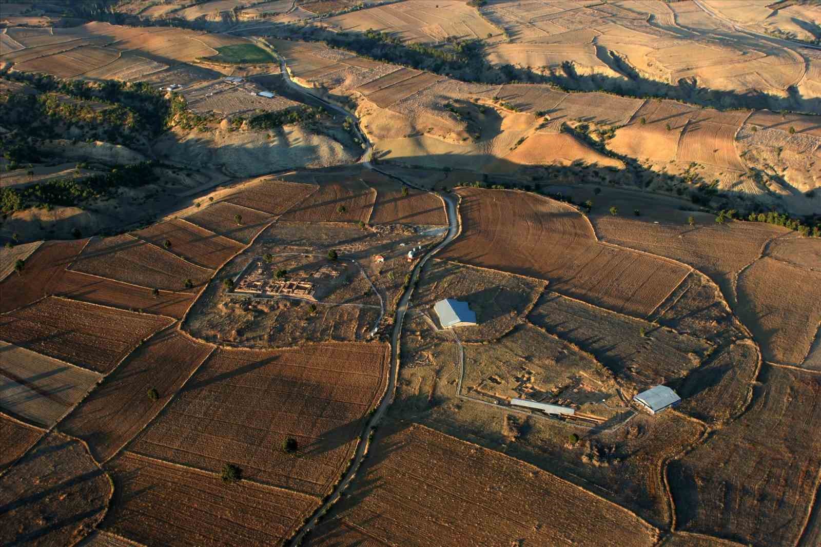 Çorum Belediyesi’nden kazı çalışmalarına destek